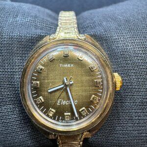 Vintage 1970's Ladies Timex Electric Watch